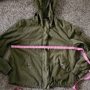 Olive green LOGG